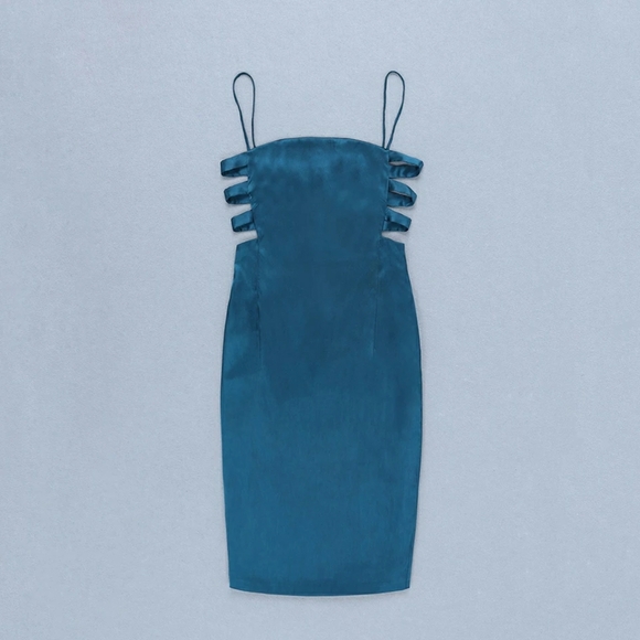 Dress - Picture 2 of 2